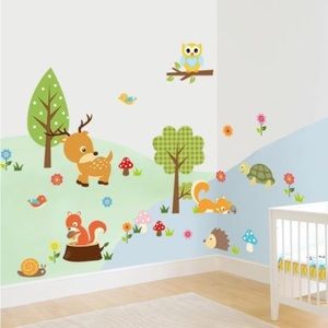 NWT 🦌🦉🐢🦜🐿️🦔🌺🍃ADORABLE Woodland Forest Animal Children's Wall Decal Set